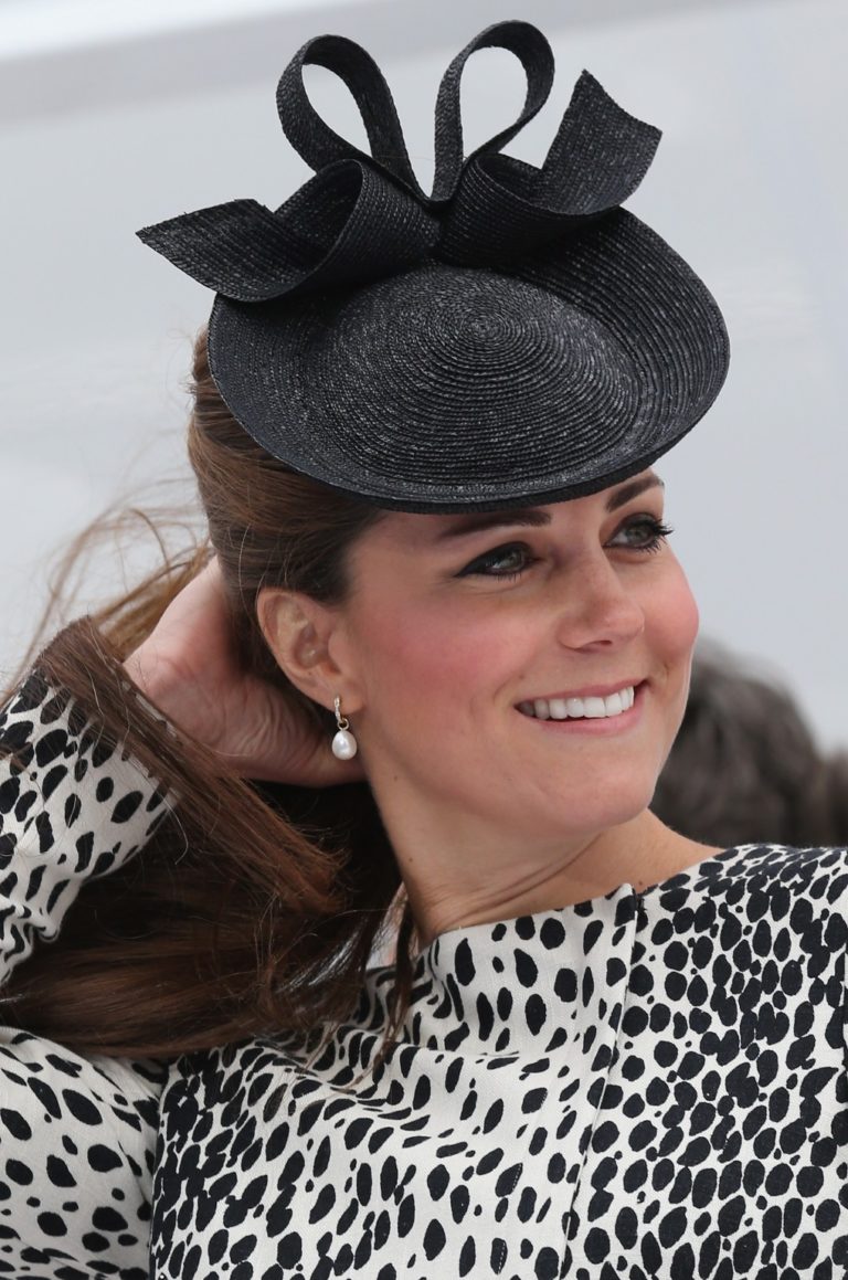 Kate Middleton Chooses Hobbs and McQueen for Royal Princess Christening Cermony