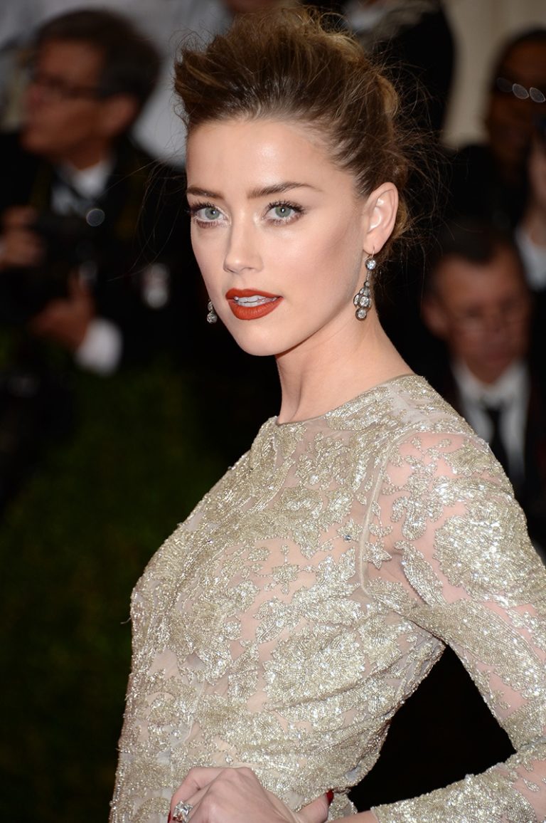 Met Gala Get-The-Look: Amber Heard’s Deconstructed Updo