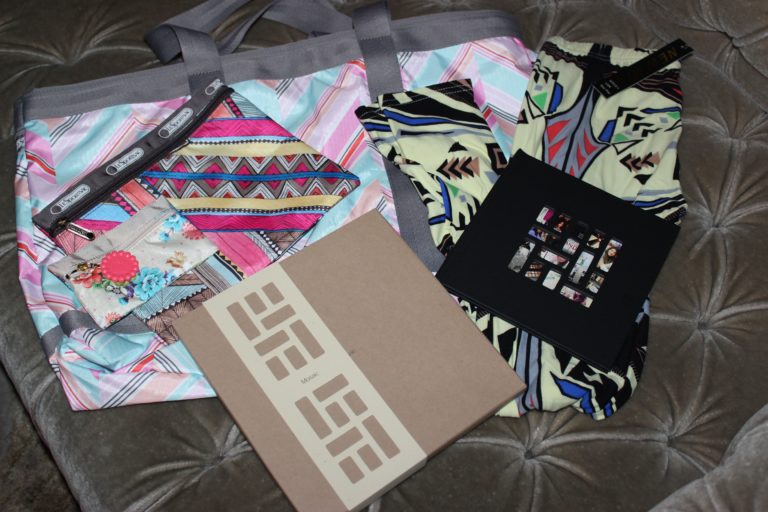 {Giveaway} The Perfect Summer Travel Kit: Mosaic Photo Book, 20 Legz Leggings and LeSportsac Bag