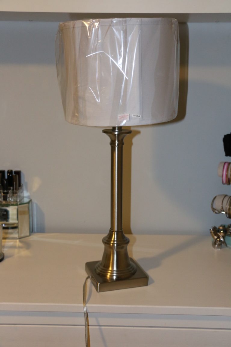 DIY Spray Painting Lamp Gold Glamazon Diaries